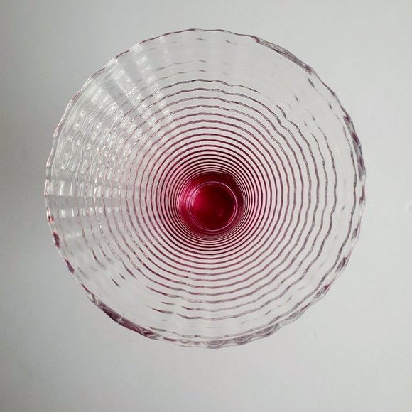 Modernist Glass Vase Set of 2 Wide Opening Trumpet Top Ribbed Design Fucshia - Picture 4 of 4